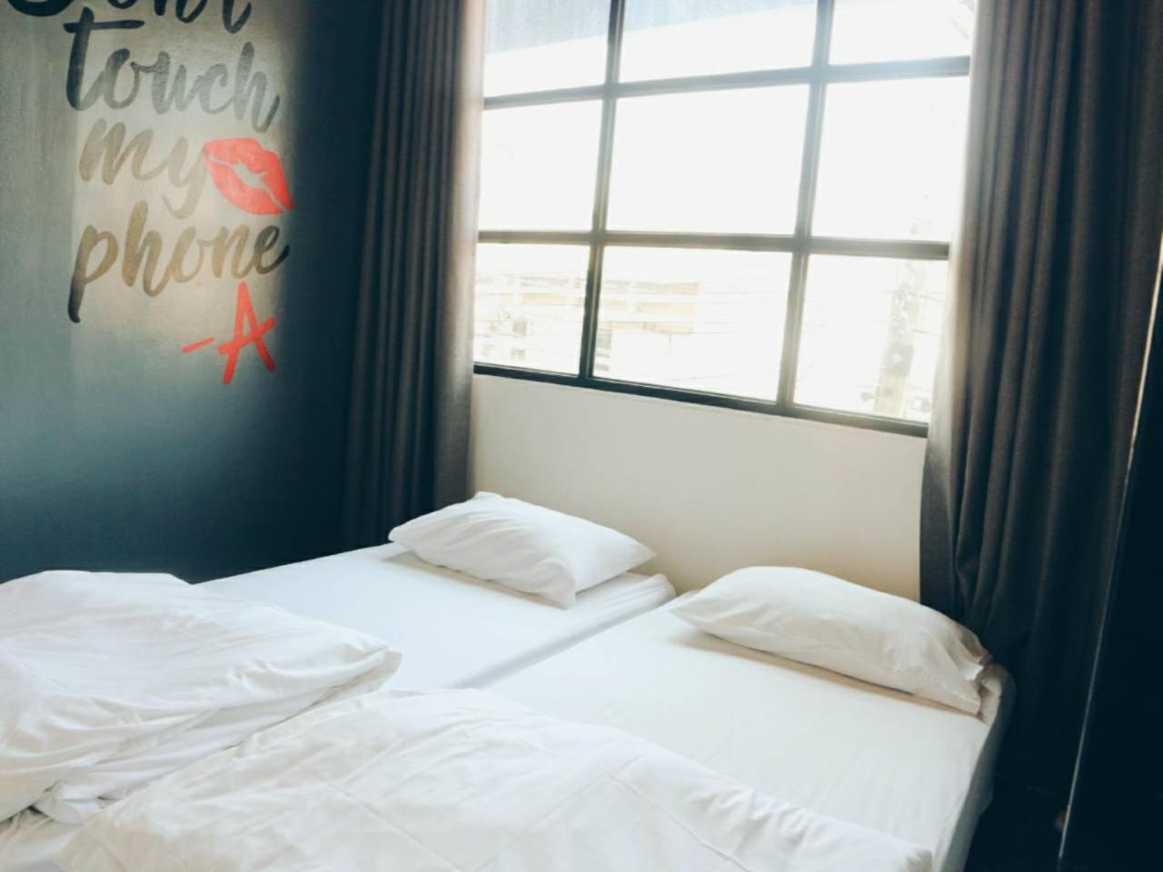 Hugnur Hostel And Coffee Чиангмай Экстерьер фото